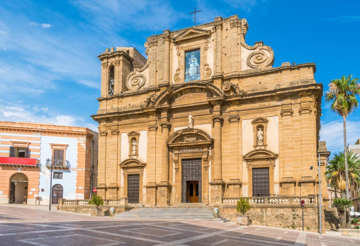 monumento storico di Sciacca nel centro della città