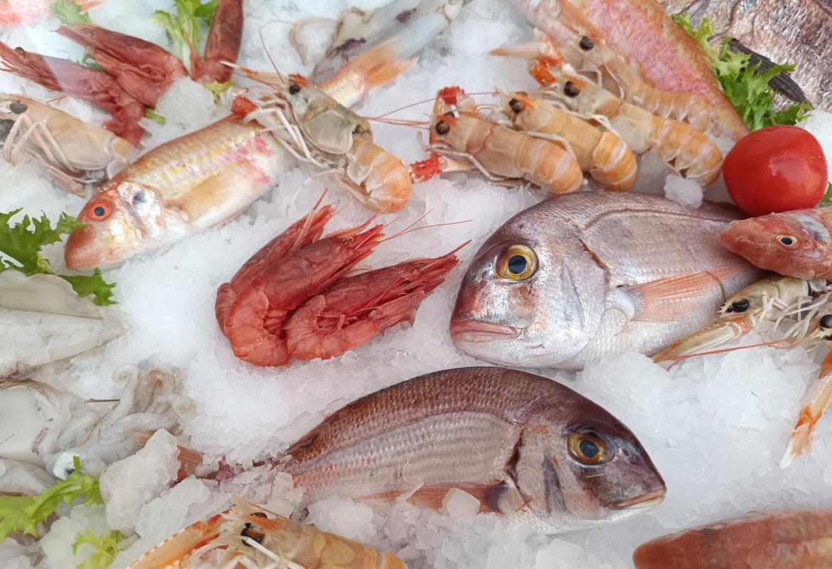 specialità di pesce del ristorante Colapesce sotto Sofì Center Rooms a Sciacca
