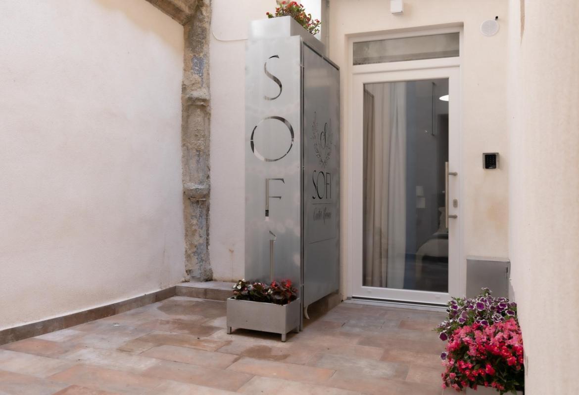 cortile interno tranquillo per momenti di relax a Sciacca