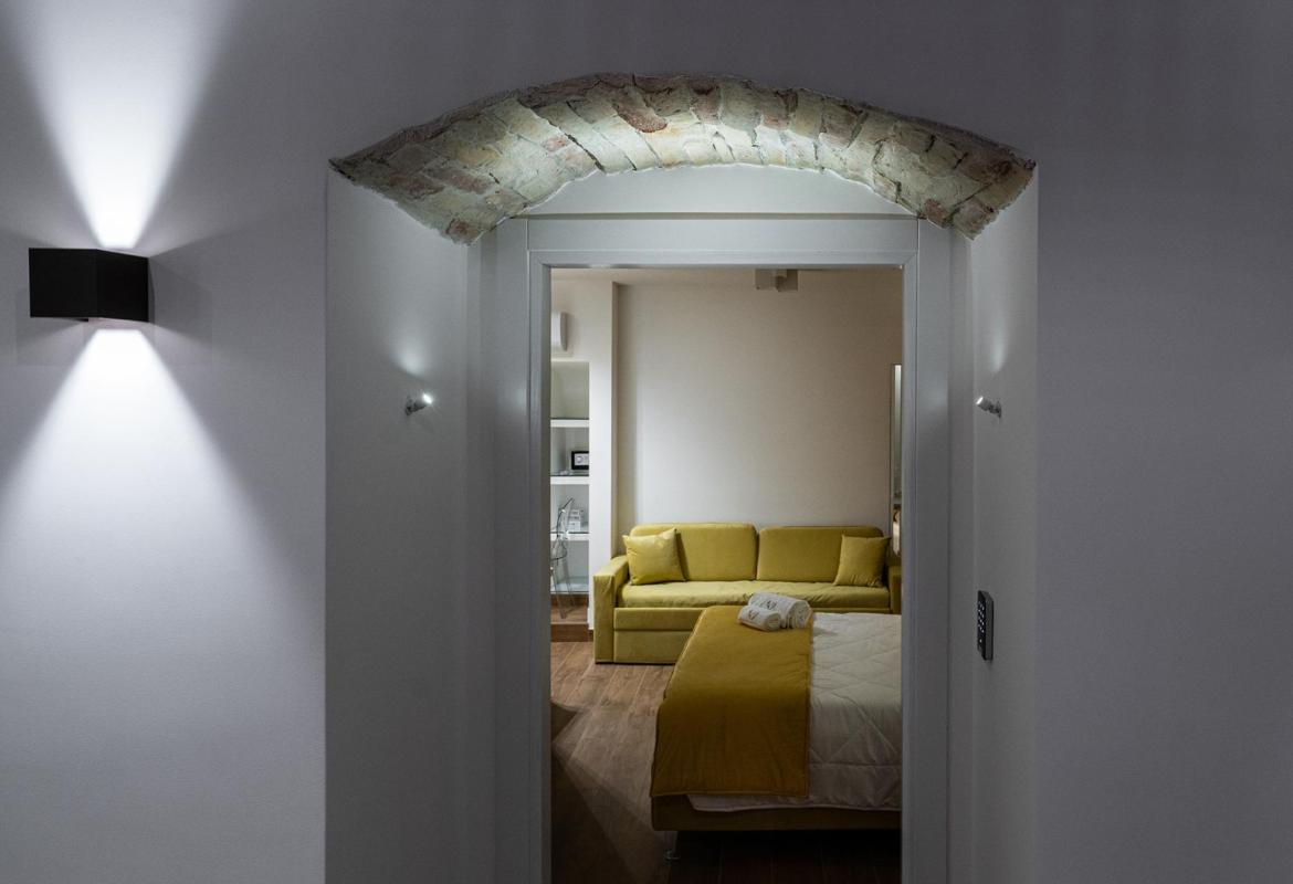 passaggio interno con arco storico in dimora nel centro di Sciacca