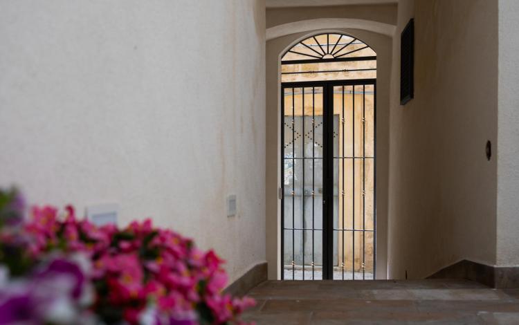 cortile esterno con patio ideale per momenti di relax